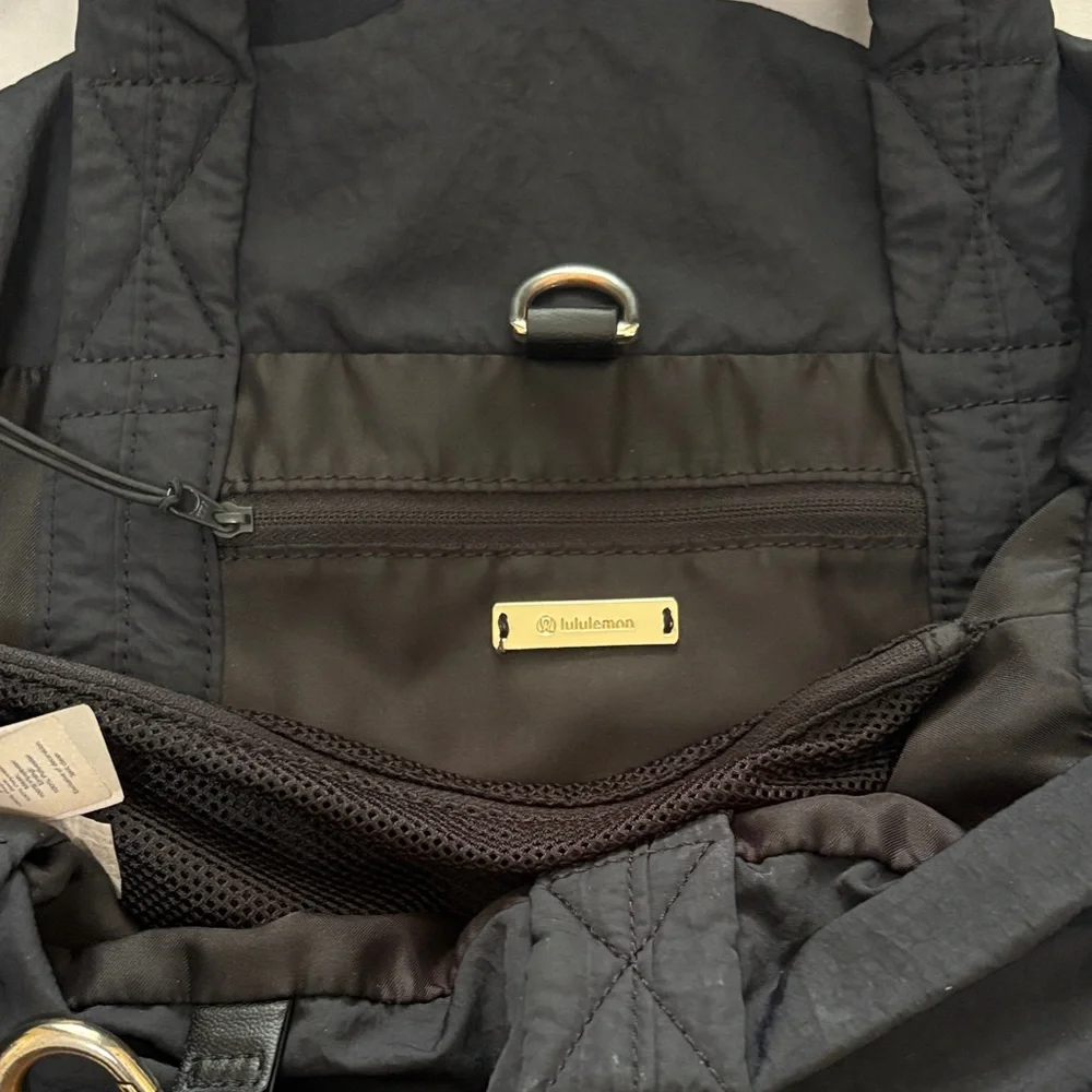 Elegant Black Women's Bag - Picture 4 of 11